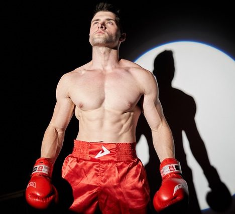 Jakie sportowe wydarzenia oglądać w te wakacje? – Sporty walki